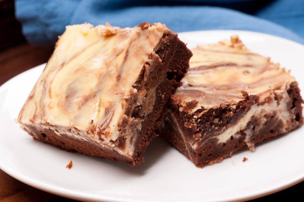 Käsekuchen-Brownies - Low-Carb Rezept